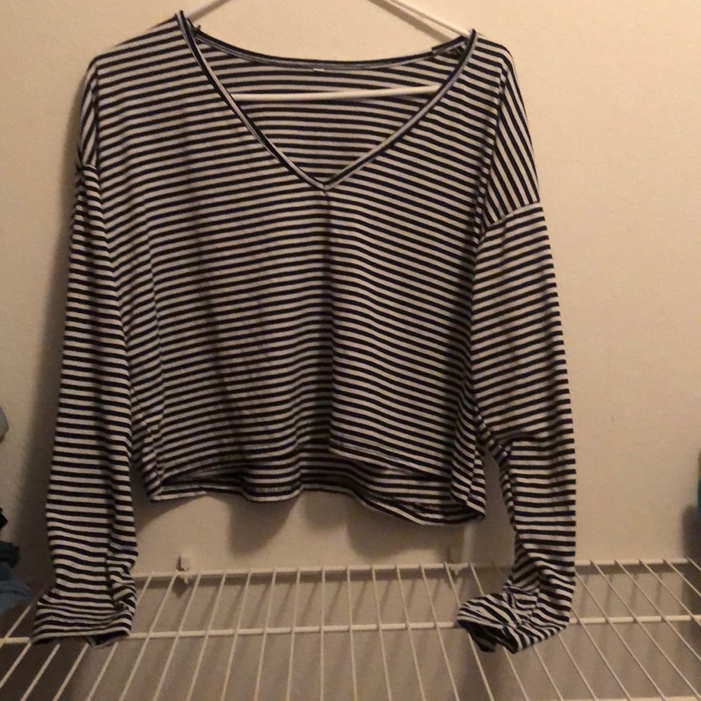 A blue stripe crop.